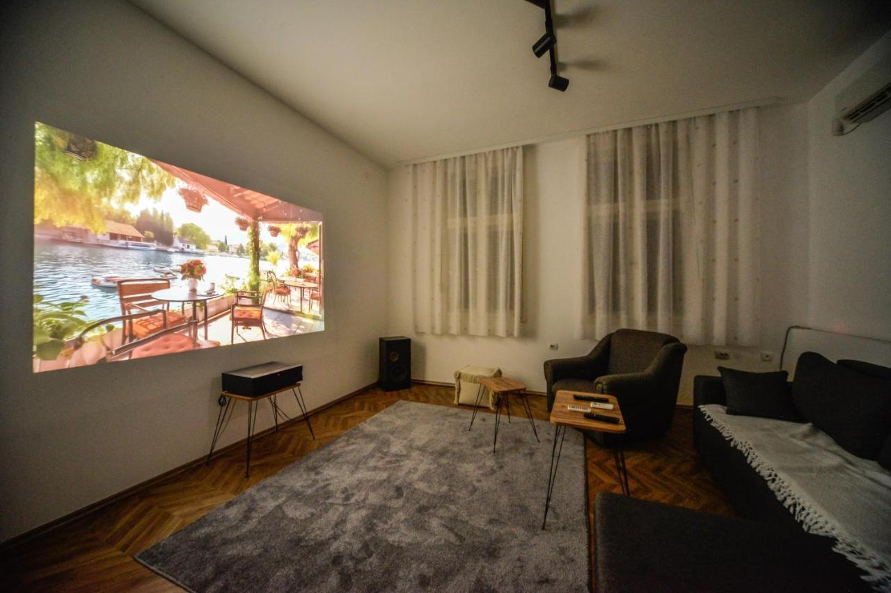 Apartman Lux Pirot Exterior photo